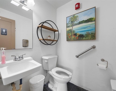 121 Island Way - Photo Thumbnail 38