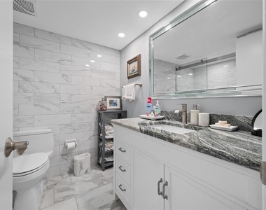 121 Island Way - Photo Thumbnail 32