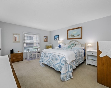 121 Island Way - Photo Thumbnail 24