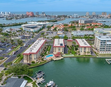 121 Island Way - Photo Thumbnail 45