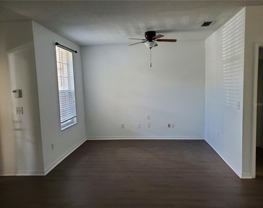 1411 Sedgwick Drive - Photo Thumbnail 9