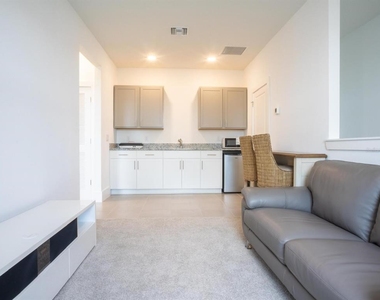 12506 Westhaven Oak Drive - Photo Thumbnail 5