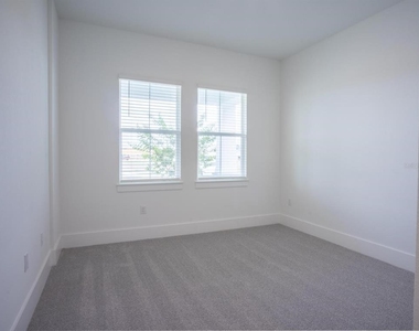 12506 Westhaven Oak Drive - Photo Thumbnail 2