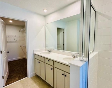 7846 Clove Hitch Way - Photo Thumbnail 16