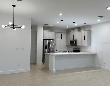 7846 Clove Hitch Way - Photo Thumbnail 5