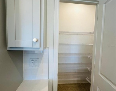 7846 Clove Hitch Way - Photo Thumbnail 10