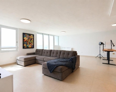 Waldorf Tower Ave. Isla Verde - Photo Thumbnail 17