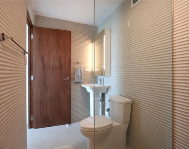 Waldorf Tower Ave. Isla Verde - Photo Thumbnail 14