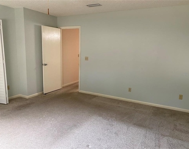 8666 Sw 92nd Lane - Photo Thumbnail 17