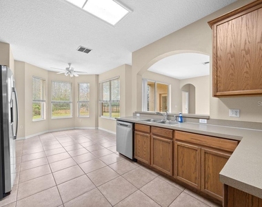 12948 Moss Park Ridge Drive - Photo Thumbnail 9
