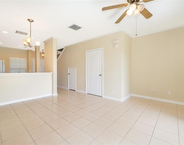 3383 Wilshire Way Road - Photo Thumbnail 12