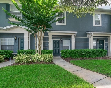 3383 Wilshire Way Road - Photo Thumbnail 1