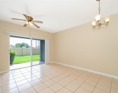 3383 Wilshire Way Road - Photo Thumbnail 10