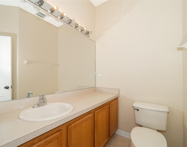 3383 Wilshire Way Road - Photo Thumbnail 17