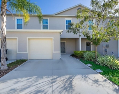 241 Arbor Lakes Drive - Photo Thumbnail 2