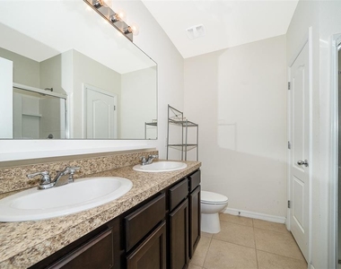 241 Arbor Lakes Drive - Photo Thumbnail 18