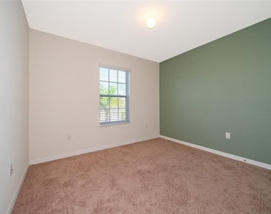 241 Arbor Lakes Drive - Photo Thumbnail 21