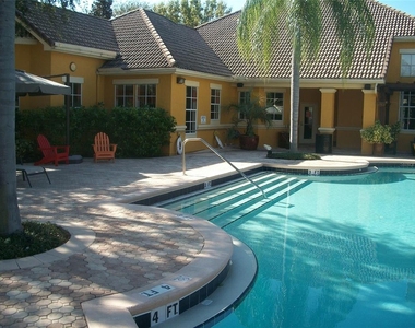 8836 Villa View Circle - Photo Thumbnail 31