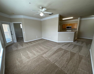 8836 Villa View Circle - Photo Thumbnail 9