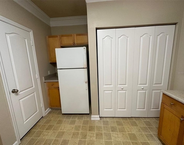 8836 Villa View Circle - Photo Thumbnail 6