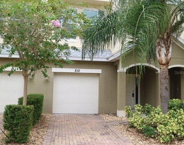 810 Callista Cay Loop - Photo Thumbnail 1