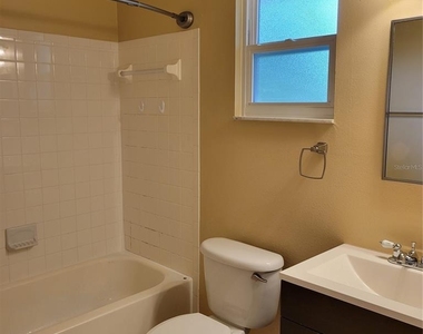 5523 Cretan Way - Photo Thumbnail 12