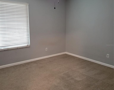 5523 Cretan Way - Photo Thumbnail 8