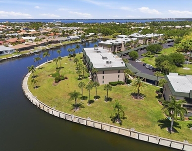 601 Shreve Street - Photo Thumbnail 1