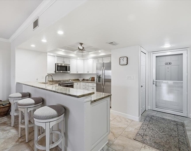 601 Shreve Street - Photo Thumbnail 18