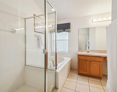 640 Chadbury Way - Photo Thumbnail 17