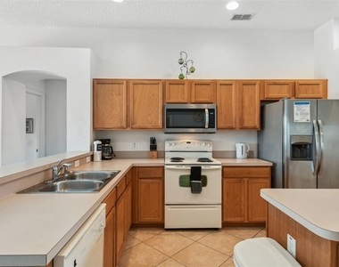 640 Chadbury Way - Photo Thumbnail 30