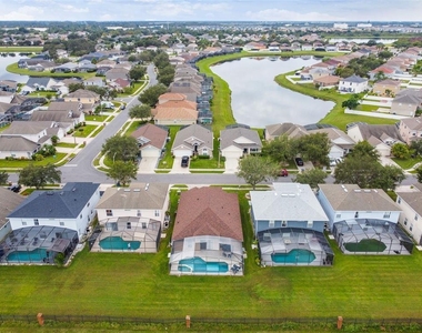 640 Chadbury Way - Photo Thumbnail 9