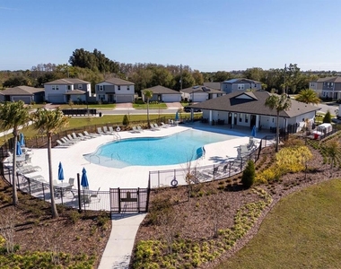4329 Eagle Trail Bend - Photo Thumbnail 20