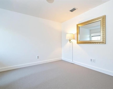 4329 Eagle Trail Bend - Photo Thumbnail 10
