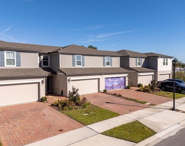 4329 Eagle Trail Bend - Photo Thumbnail 1
