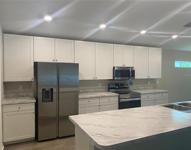 94 Polermo Avenue - Photo Thumbnail 9