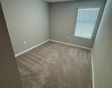5860 Ocean Isle Drive - Photo Thumbnail 13
