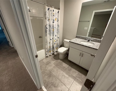 5860 Ocean Isle Drive - Photo Thumbnail 15