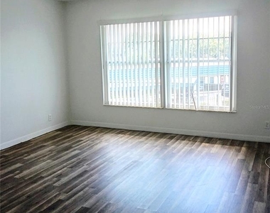 333 Lake Howard Drive Nw - Photo Thumbnail 8