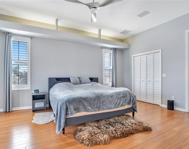 934 Symphony Isles Boulevard - Photo Thumbnail 15