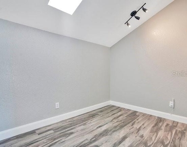 934 Symphony Isles Boulevard - Photo Thumbnail 31