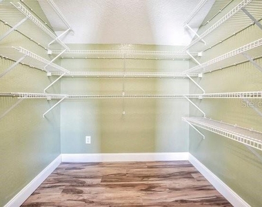 934 Symphony Isles Boulevard - Photo Thumbnail 32