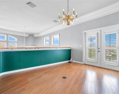934 Symphony Isles Boulevard - Photo Thumbnail 22