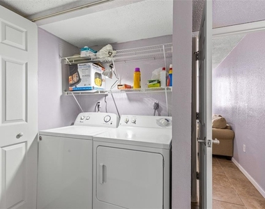 1810 Nw 23rd Boulevard - Photo Thumbnail 15