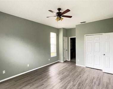 210 41st Street Ne - Photo Thumbnail 10