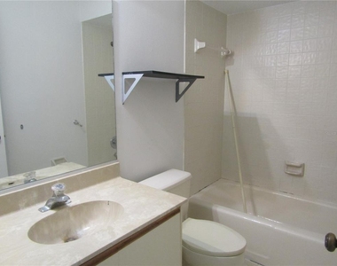 6191 Timberlake Drive - Photo Thumbnail 7