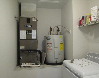 6191 Timberlake Drive - Photo Thumbnail 6