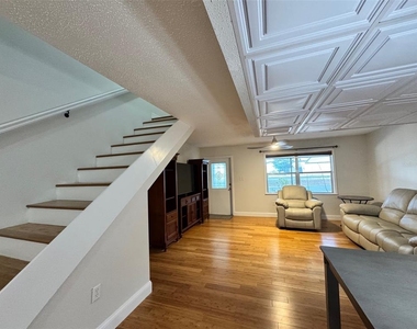 3255 Ramblewood Place - Photo Thumbnail 1
