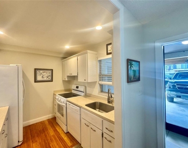3255 Ramblewood Place - Photo Thumbnail 5