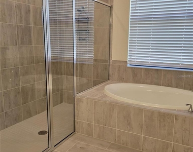 17335 Blue Ridge Place - Photo Thumbnail 11